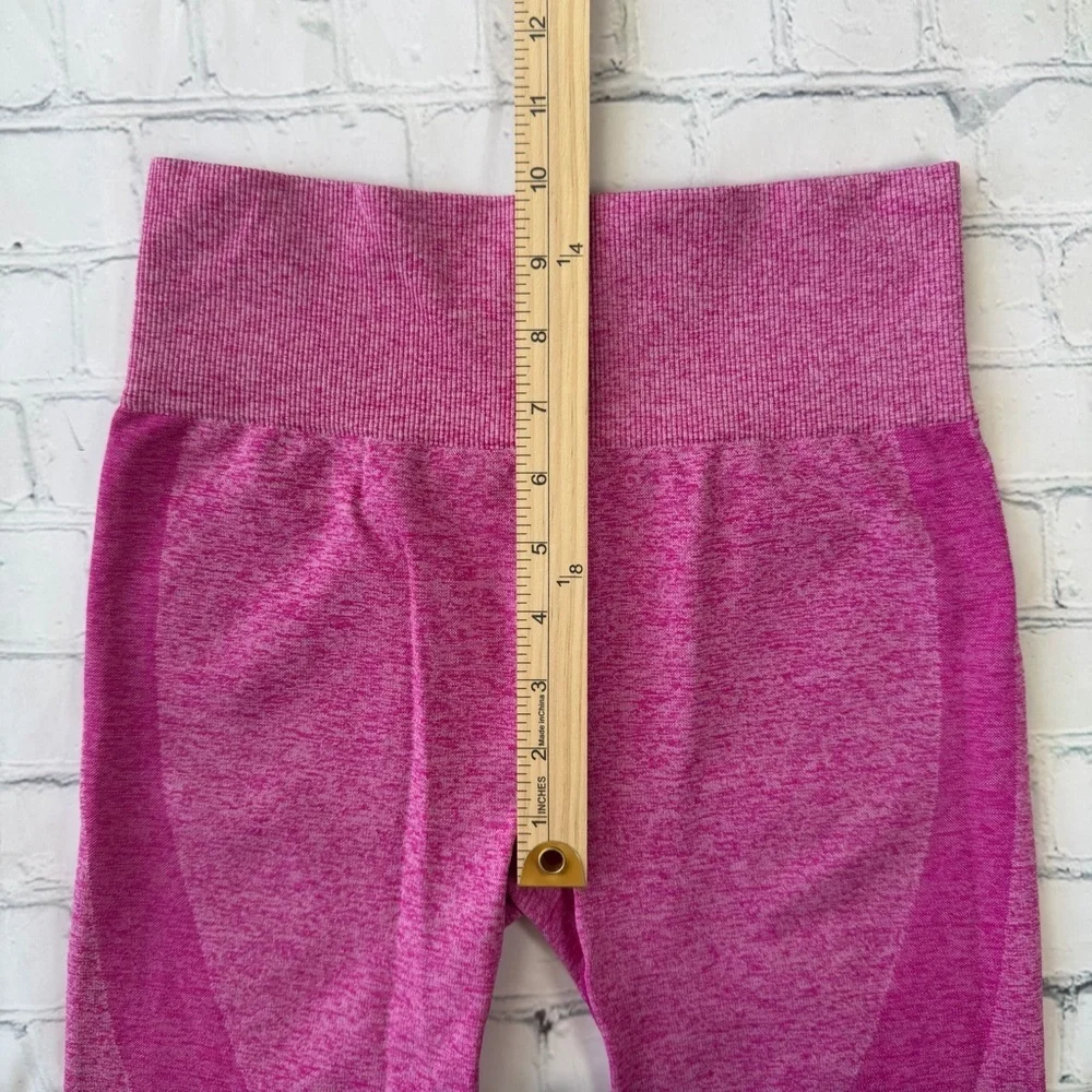 Pink Victoria’s Secret Ombre Pink Active Leggings Size S